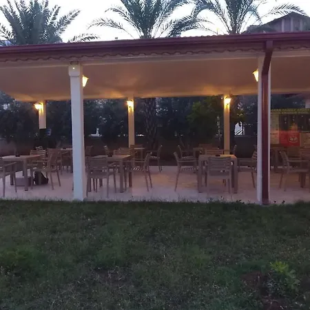 Club Kocer 2* מרמריס
